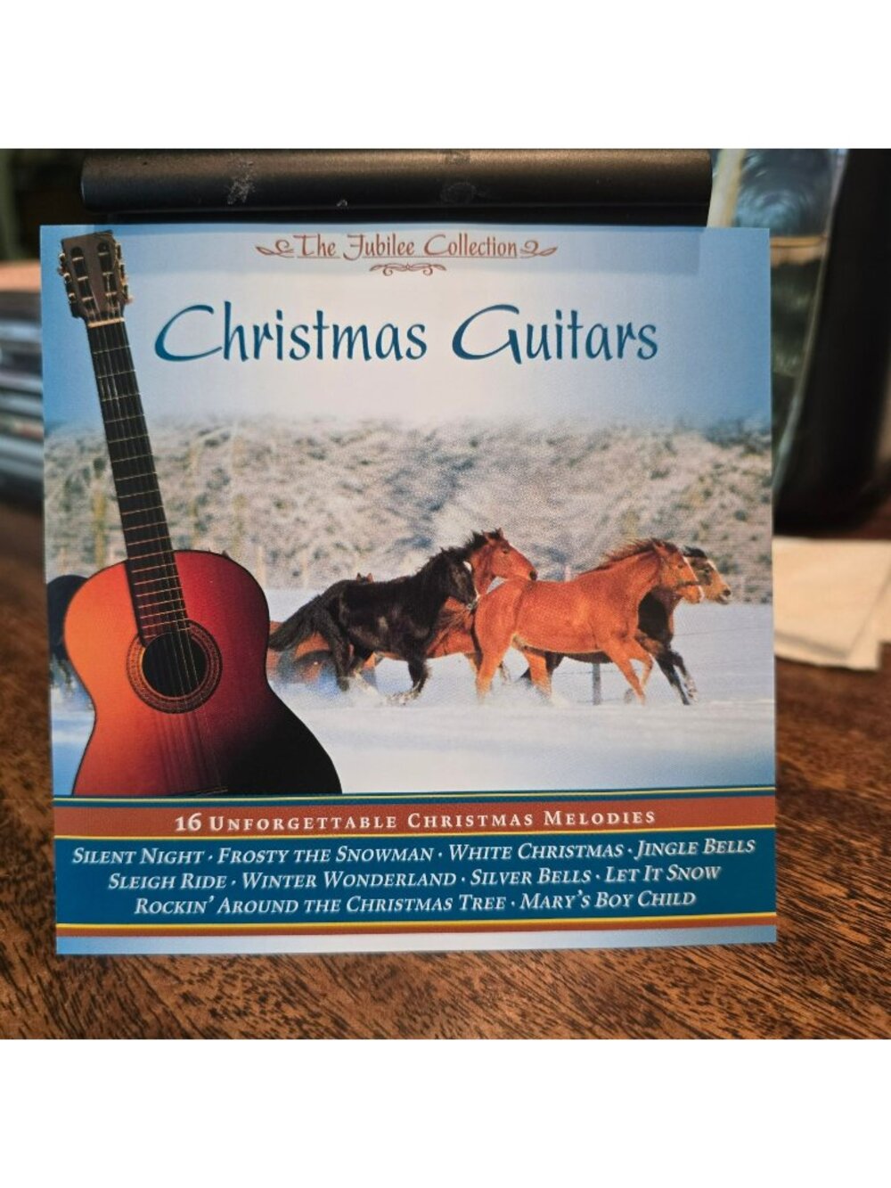 Christmas Guitars CD - 16 Unforgettable Holiday Melodies Acoustic Charm  38016cd